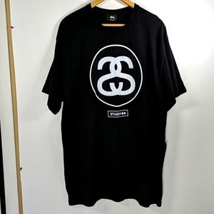 Stussy Men’s black graphic t-shirt